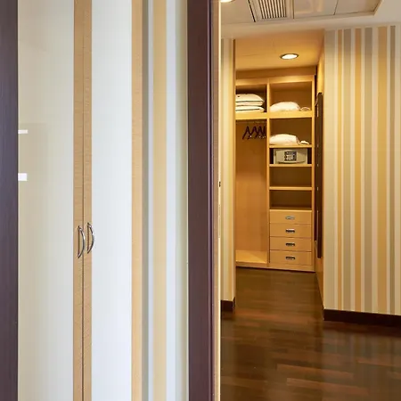 Unahotels