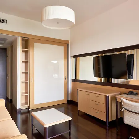 Unahotels Βαρέζε