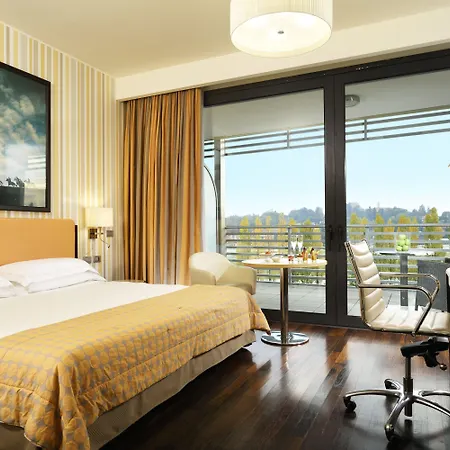 Unahotels 4*