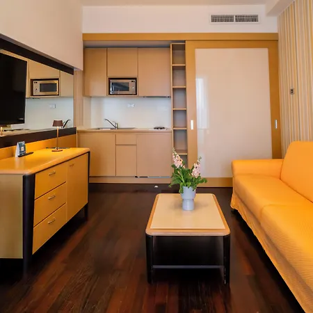 Unahotels 4*